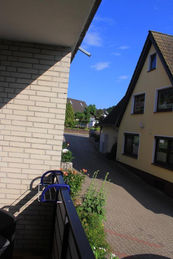Moderne Und Helle Ferienwohnung Am Ploener See Bosau Экстерьер фото